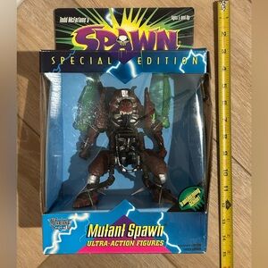 Mutant Spawn Ultra-Action Figure - Brown and Silver